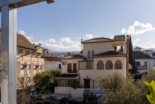 MARAVILLOSA CASA  A POCOS MINUTOS DEL CENTRO DE LA ZUBIA — 43
