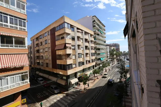 Apartamento recientemente reformado al lado del mar !!! — 27