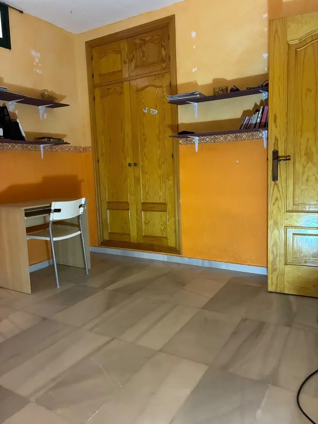 OPORTUNIDAD EN BEL-AIR · BAJO DE 3 DORMITORIOS, 2 BAÑOS, GRAN TERRAZA Y PISCINAS · 2 — 15