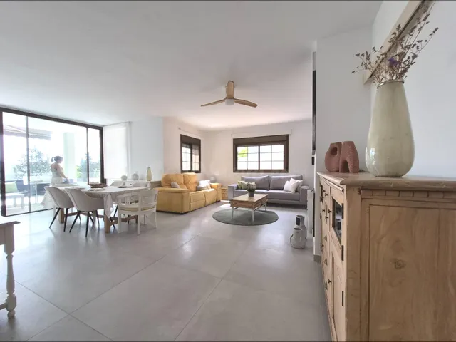 Exclusiva villa independiente reformada en el pinar, Torremolinos — 5