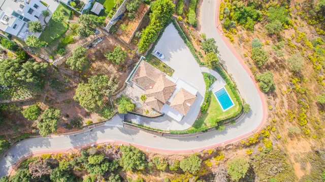 Impresionante villa totalmente amueblada y recientemente reformada — 40