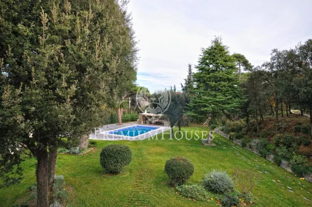 Casa señorial reformada en Llinars del Vallés — 31