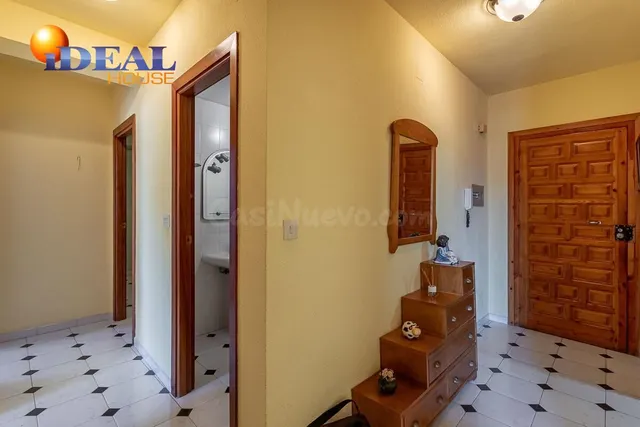 Piso con garaje y trastero en Almuñecar - foto 5