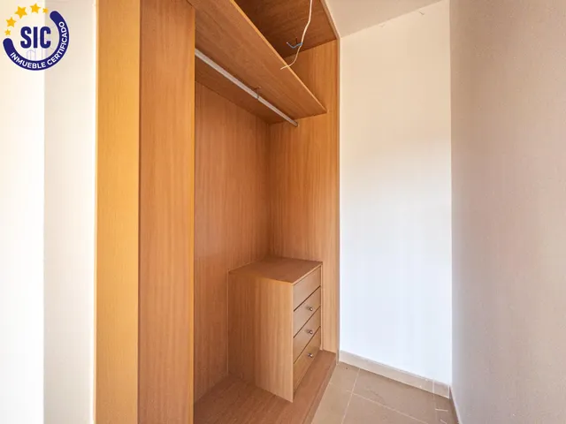 Apartamento de dos dormitorios con vistas al mar — 11