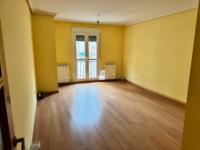 PISO A ESTRENAR CON 3 DORMITORIOS, 2 BAÑOS Y POSIBILIDAD DE 