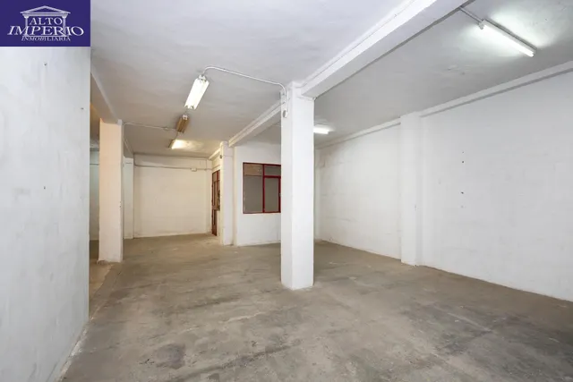 ¡Oportunidad Única en Angel Barrios! Local de 147m2 por solo 190.000€ — 14