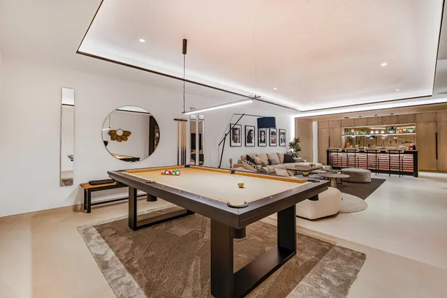 Contemporanea villa en Milla de Oro, Marbella — 31