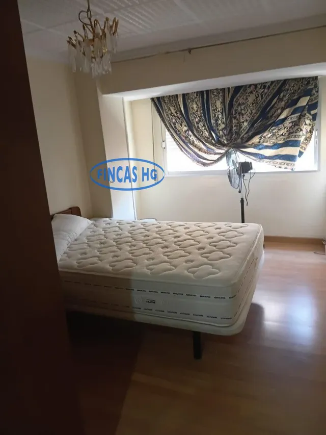 Vivienda amplia y luminosa en Carolinas Bajas, junto a la calle San Carlos — 11