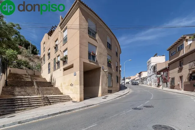 ¡¡Fantástico piso de 7 habitaciones en Bola de Oro!! — 28
