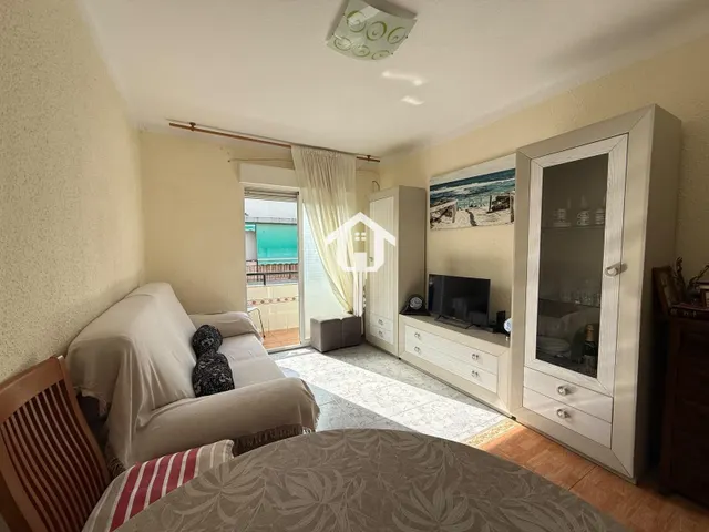 PISO EN VENTA EN ALICANTE. 66m2, 3 habitaciones, 1 BAÑO, CUARTA PLANTA SIN ASCENSOR. ZONA DE ALTOZANO — 10