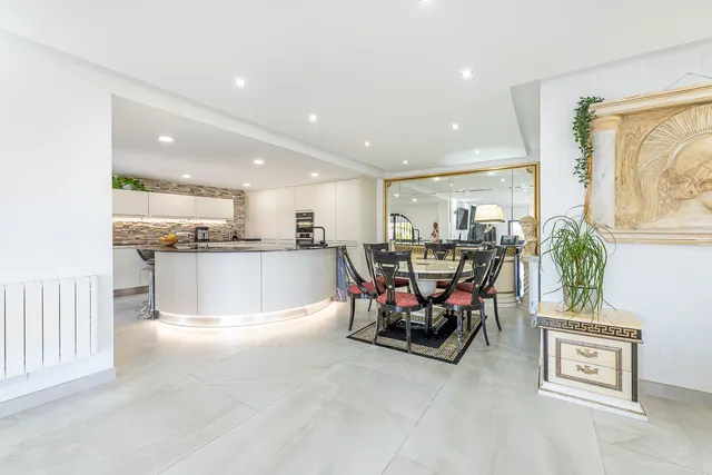 Chalet 4 habitaciones 217m² en venta - Centro — 7