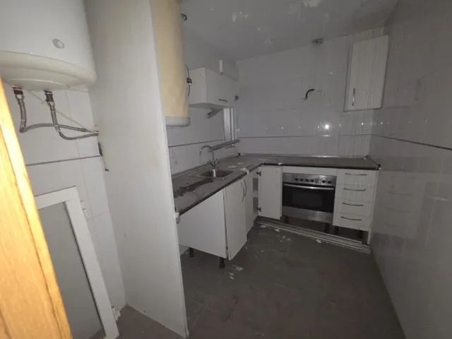 Oportunidad en Alicante: Vivienda con patio y ascensor en Alicante — 11