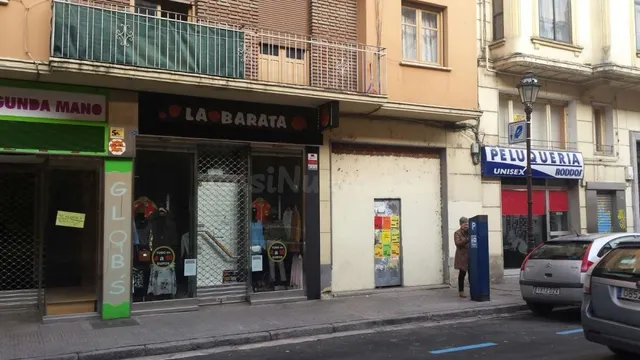 Gran Oferta de local comercial en Burgos. - foto 2