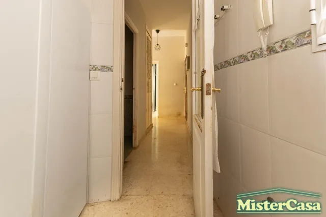 Piso Amplio en Pleno Barrio de Santiago 3 dormitorios y 2 baños — 14