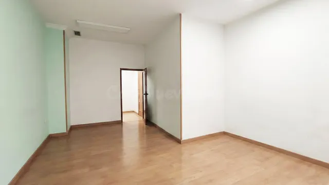 Local comercial 270m² en venta - Costa del Sol - foto 3