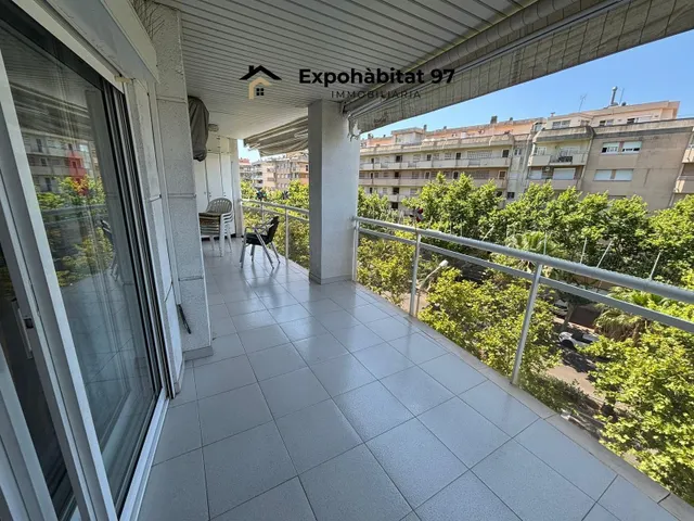 APARTAMENTO CON PISCINA EN PLAZA EUROPA, SALOU! — 10