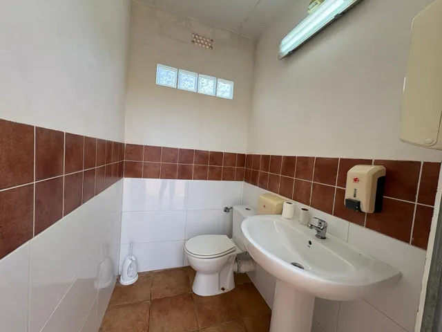 Bungalow de 3 dormitorios y 2 Baños con 2 Terrazas y Piscina en Gran Alacant. — 44