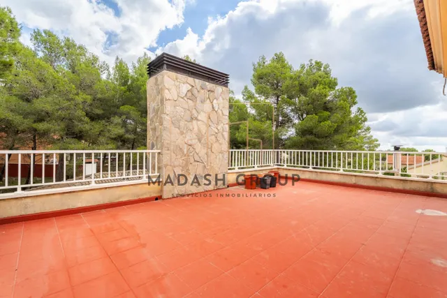 Casa con jardín, porche y terrazas solárium en Mas del Plata, Cabra del Camp — 40