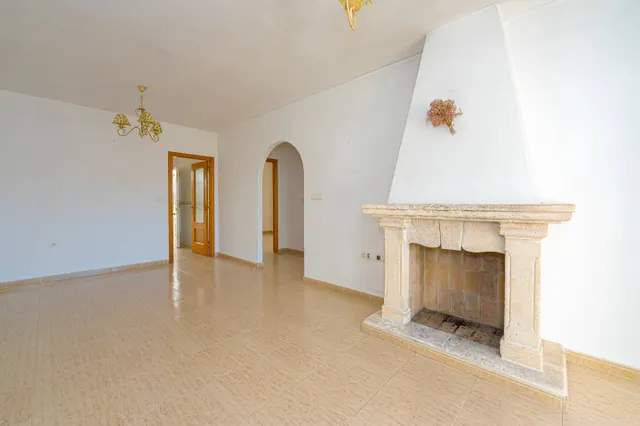Villa en venta en Les Fonts, Benitachell, con piscina comunitaria y un gran potencial — 11