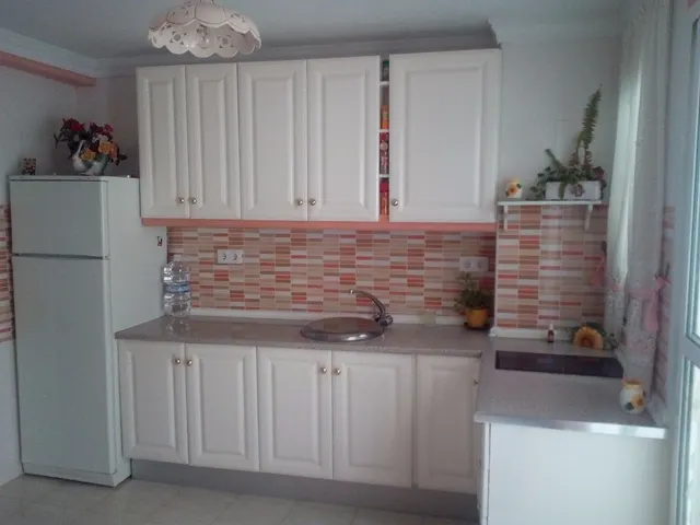 Piso Zona La Costilla — 11