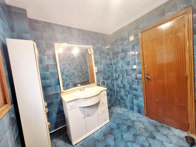 CHALET MUY AMPLIO EN LEDUA — 18