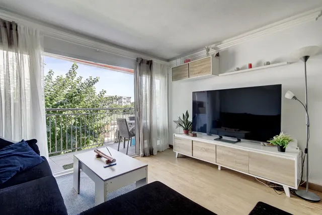¡Tu oasis frente al mar te espera en Costa Mar, Cabrera de Mar! ✨ — 8