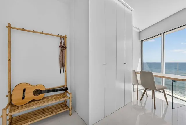 Apartamento 4 habitaciones 134m² en venta - Centro — 24