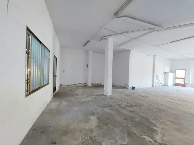 Local comercial Avd. Region Murciana LOS DOLORES — 8