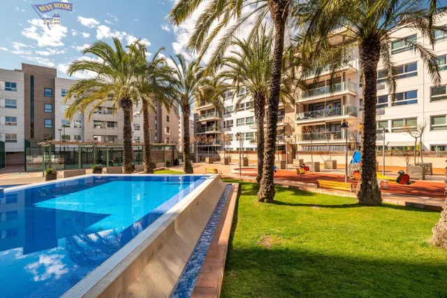 PISO REFORMADO CON VISTA AL MAR — 20