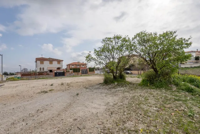 Parcela urbana de 985 m2 en Cúllar Vega (El Ventorrillo) — 27