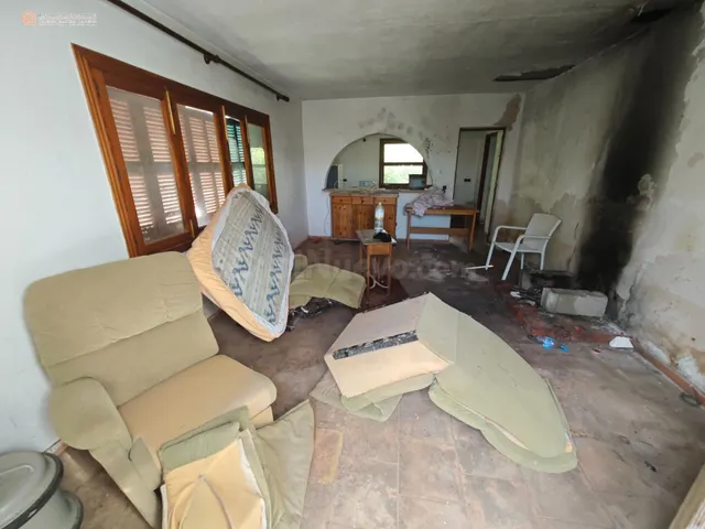 Finca Rústica en Capdepera A Reformar con Construcción Exist - foto 5