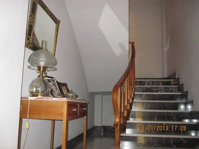 CHALET EN CASCO URBANO — 9