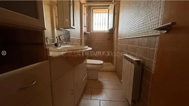 SE VENDE piso OKUPADO en Avenida NTRA SRA MONTSERRAT Nº 29 P