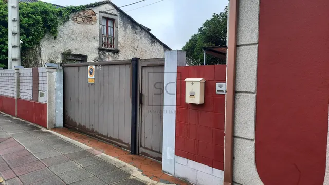 Chalet adosado con finca en Neda — 3