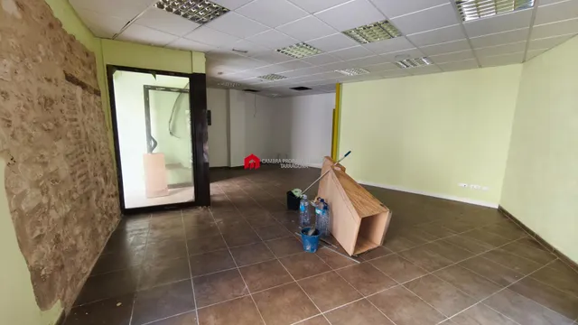 En venta local comercial en el centro de Tortosa. — 18