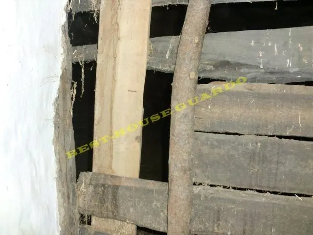CASA COCHERA Y CHOCO PARA REFORMAR LAS HERAS — 15