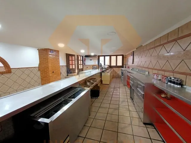 SE VENDE LOCAL COMERCIAL EN ABARÁN - foto 4