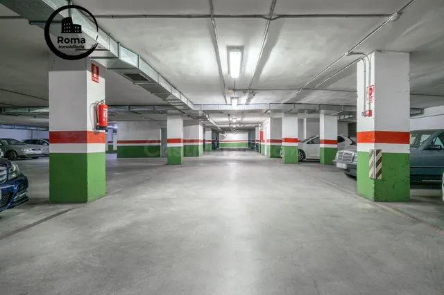 Se vende plaza de garaje en Parque Lagos cerca de Carrefour — 6