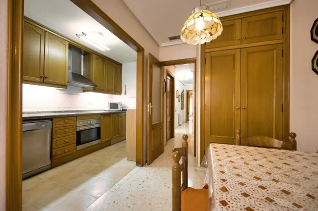 PISO CON GARAJE Y TRASTERO JUNTO A PLAZA LA VIÑA — 8