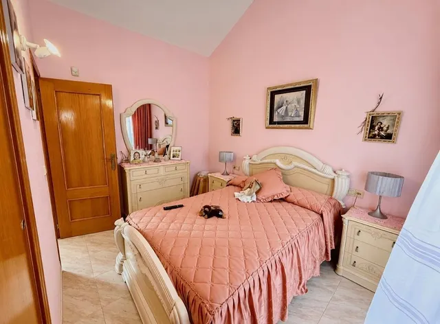 CHALET ADOSADO EN TORRE DE HORADADA — 25