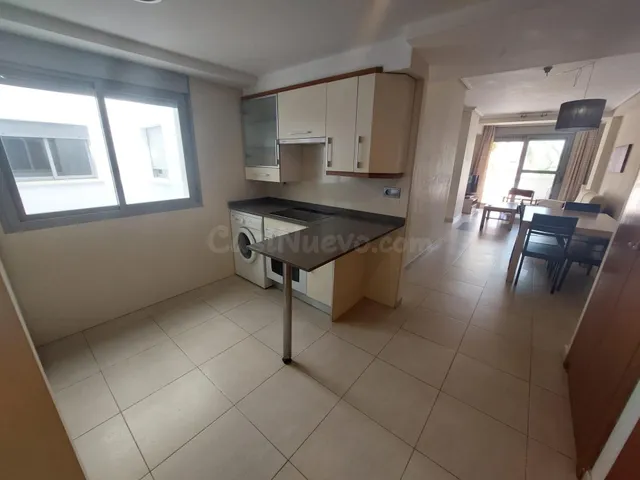 Piso de 2 dormitorios y amplia terraza en Puerto Rey - foto 4