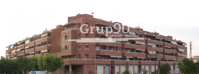 EL LOCAL IDEAL PARA TU NEGOCIO, 2.000M2 EN LLEIDA — 2