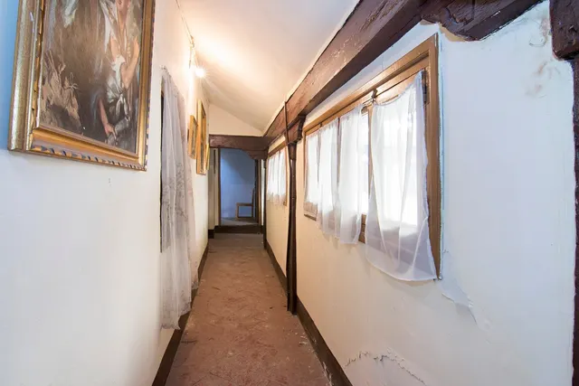 Escpecatcular Casa- Edficicio en el Centro de Baza — 31