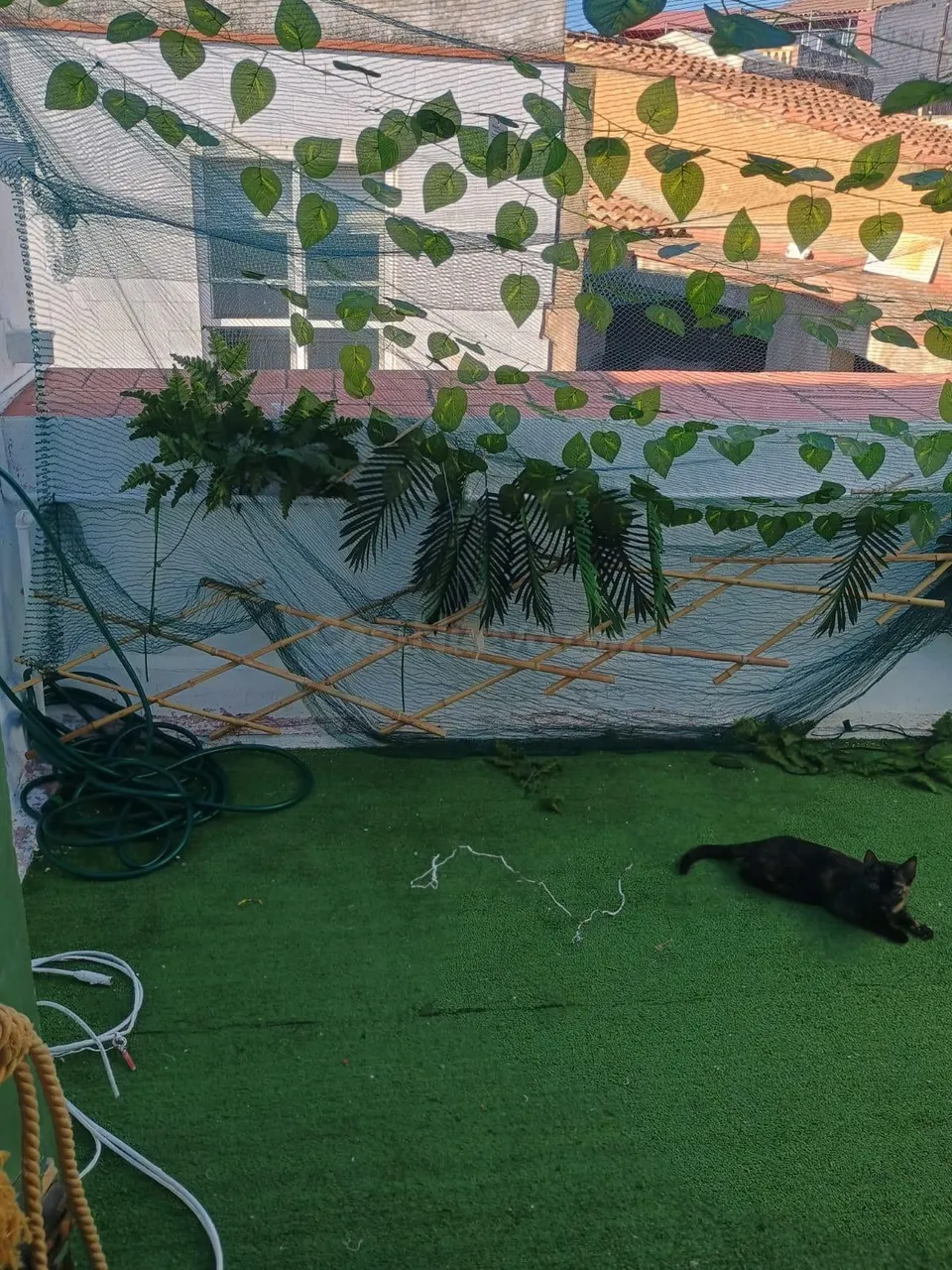 Acogedora casa de pueblo de 4 plantas con terraza, cerca de Peñíscola y Alcossebre