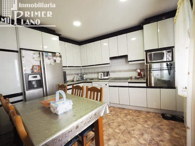 *Vivienda, amueblada, 2 plantas junto a c/Doña Crisanta con  - foto 5
