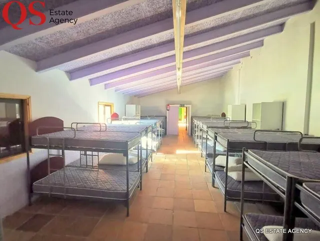 Casa con la nave en Cellera de Ter — 25
