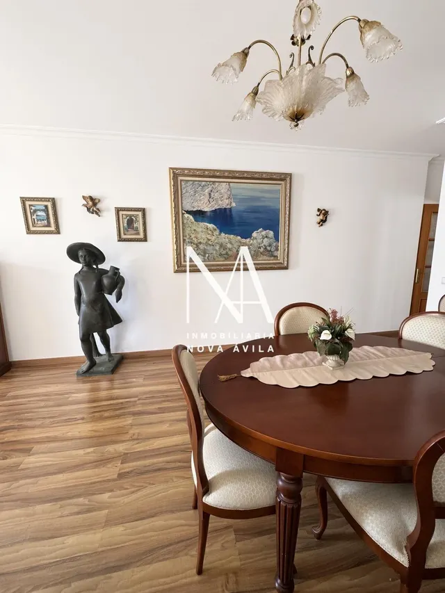 PAREADO LAS PALMERAS — 25