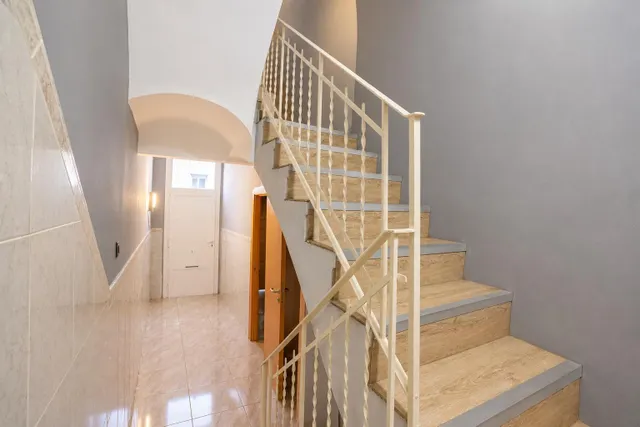 Casa en Reus con garaje para 4 coches, terraza y barbacoa — 48