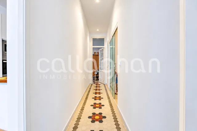 Tu vivienda en ruzafa: encanto modernista y luminosidad — 27