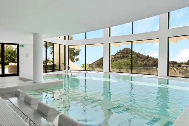 Apartamento 2 habitaciones 111m² en venta - Ojen pueblo — 35